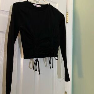 Black Long sleeve Crop top